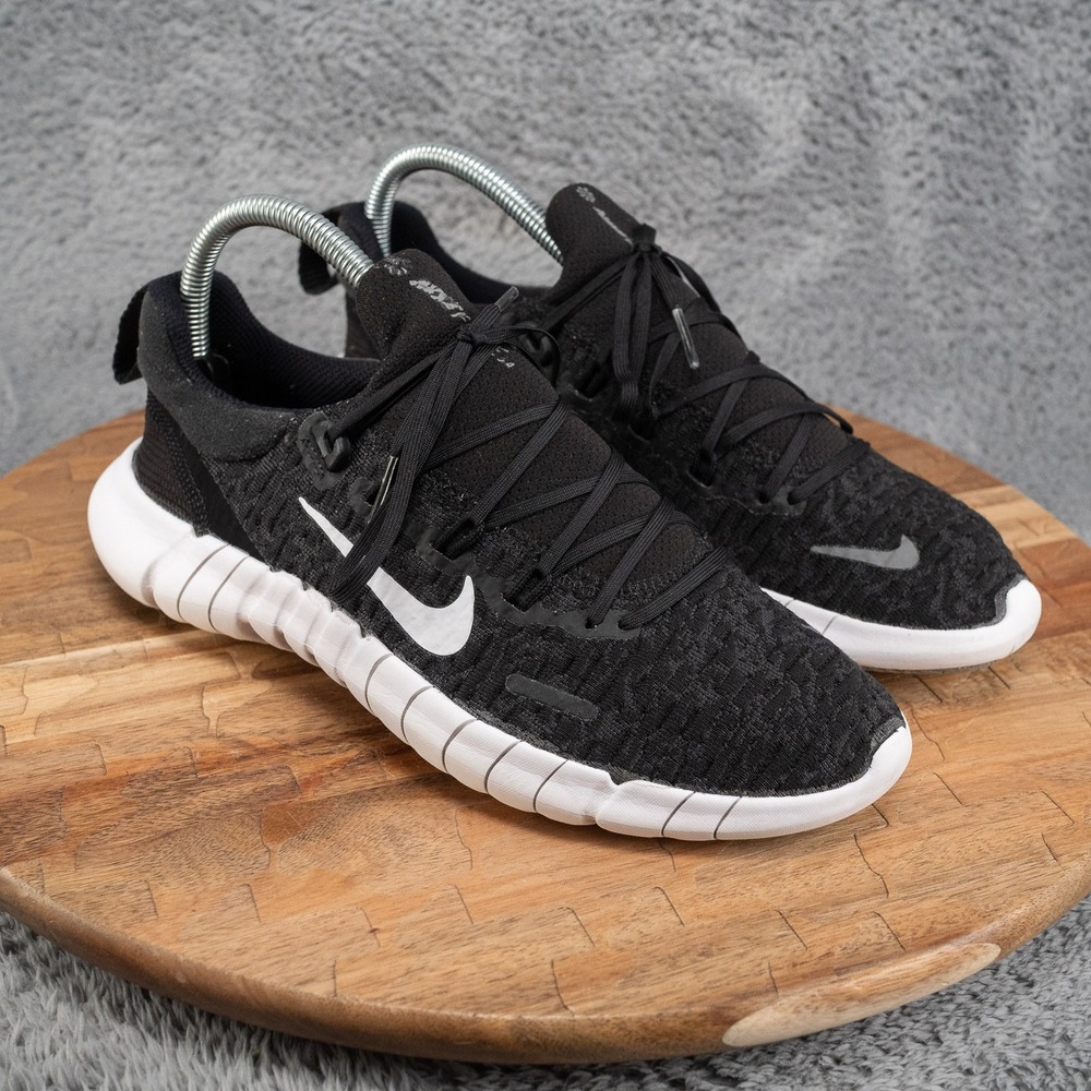 Nike Free Run 5.0 NN Shoes Women's 8 Black White Road Running Athletic Sneakers